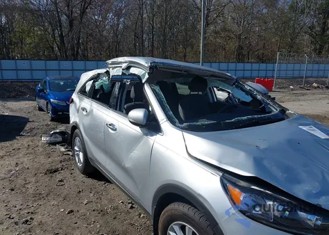 2019 Kia Sorento 2.4L L from USA, damaged, VIN 5XYPG4A38KG561974